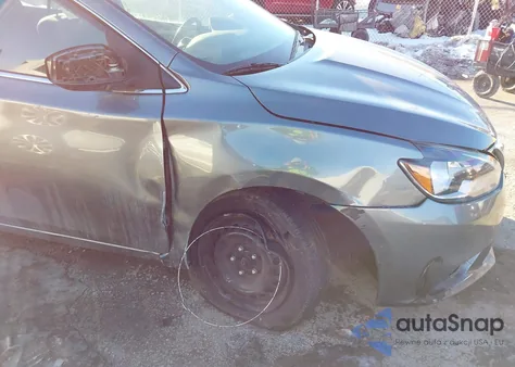 2018 Nissan Sentra S z USA, uszkodzony, nr VIN 3N1AB7AP1JY294280